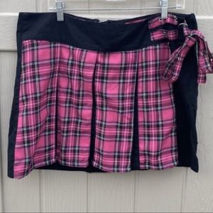 NWOT! Tripp NYC Plaid and Pleeted Skirt! Size 14
